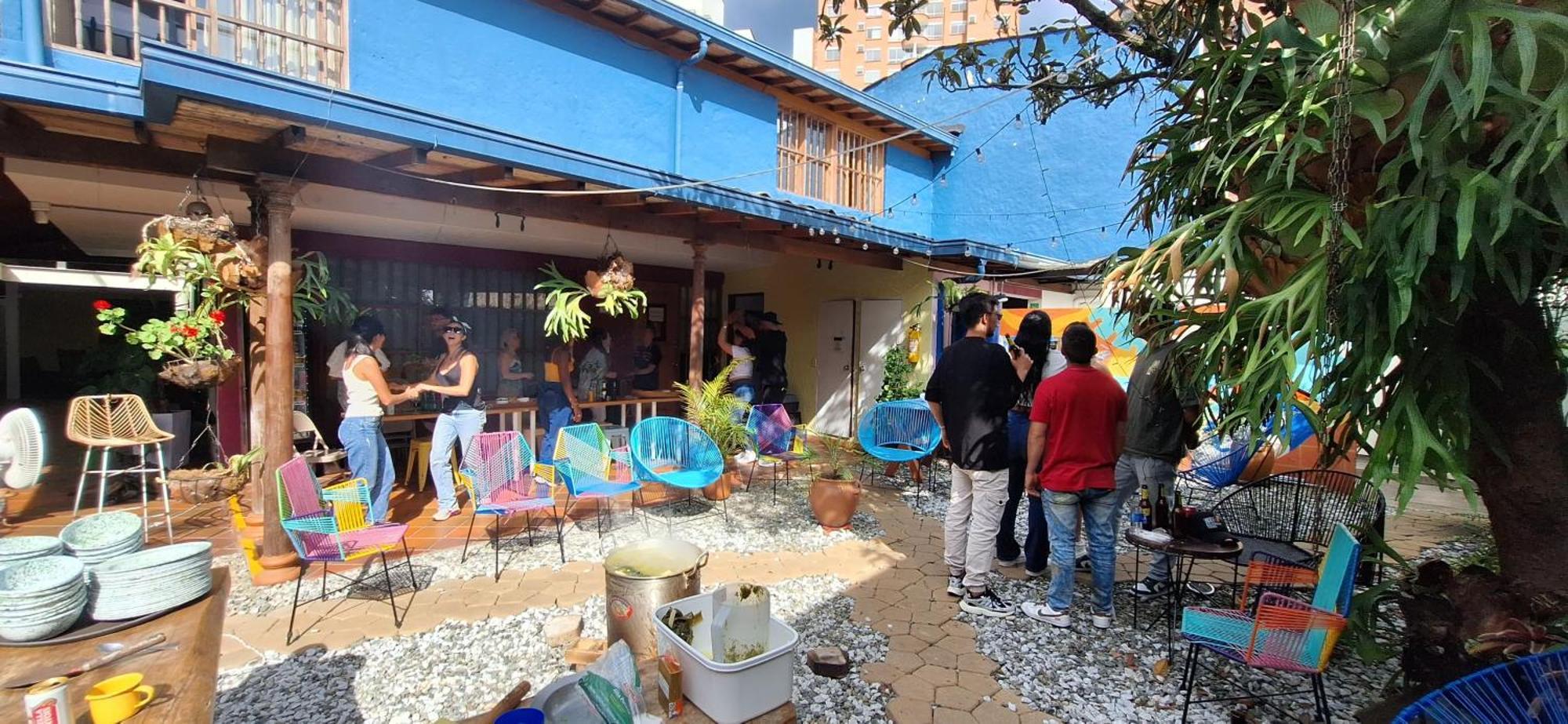 Yolo Hostel 麦德林 外观 照片